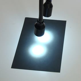 UNO BV - Cold Light Source